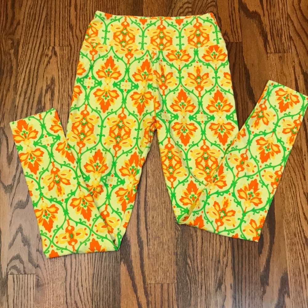 Lularoe Leggings Bright Yellow Orange Green OS One Size. Comfy!